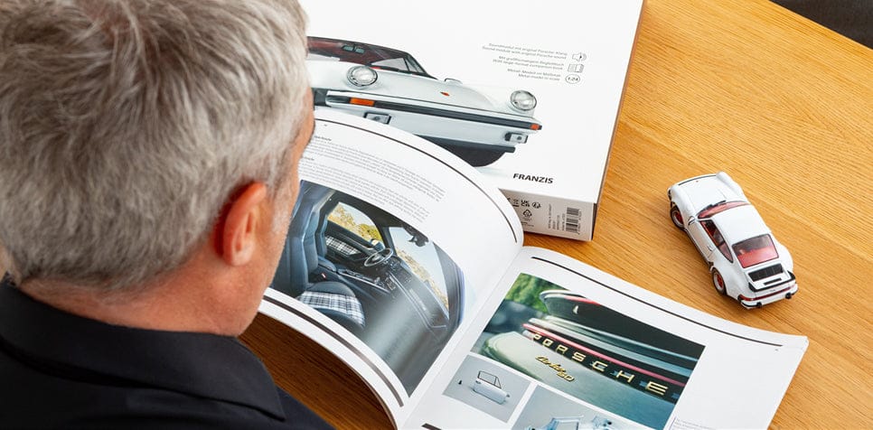 Franzis 1/24 Porsche 911 Turbo Advent Calendar