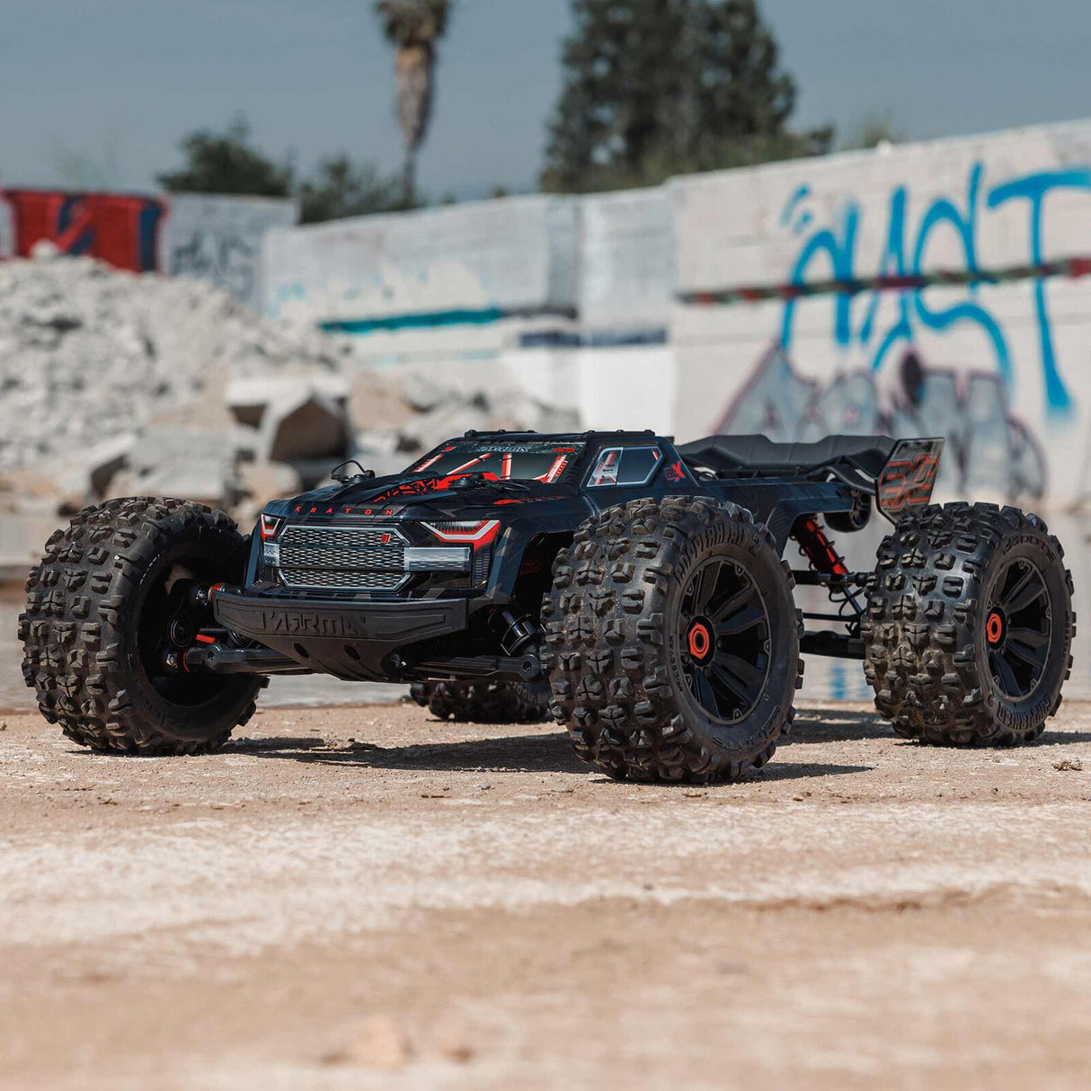 ARRMA RC 1/5 Kraton 4X4 8S BLX EXB Brushless (Combo Paket)
