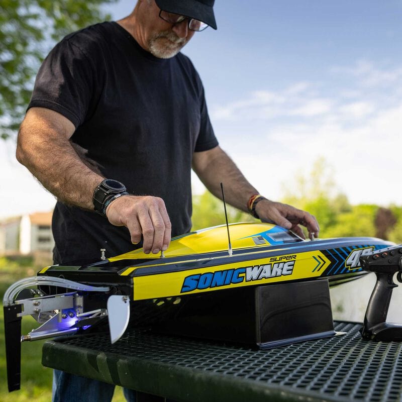 Pro Boat Super Sonicwake 48" 8S Self-Righting Brushless Deep-V RTR