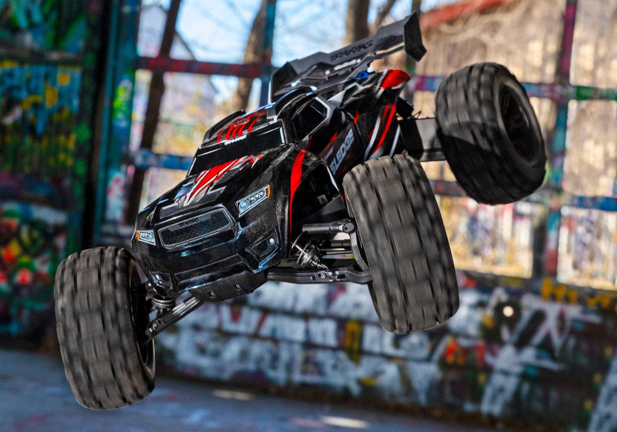Traxxas Sledge 1/8 4WD (6S Combo Paket)