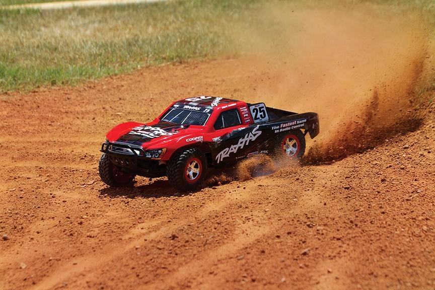 traxxas nitro slash benzinli rc araba