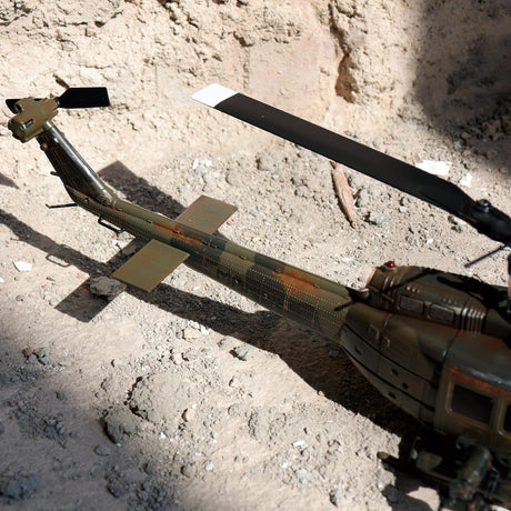 RC ERA C032 UH1 Gray Weathered Marine - RC Helikopter