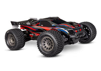 [Dış] Traxxas Mini XRT VXL-3s - kırmızı kasa önden üçte iki açıdan stüdyo görünüm