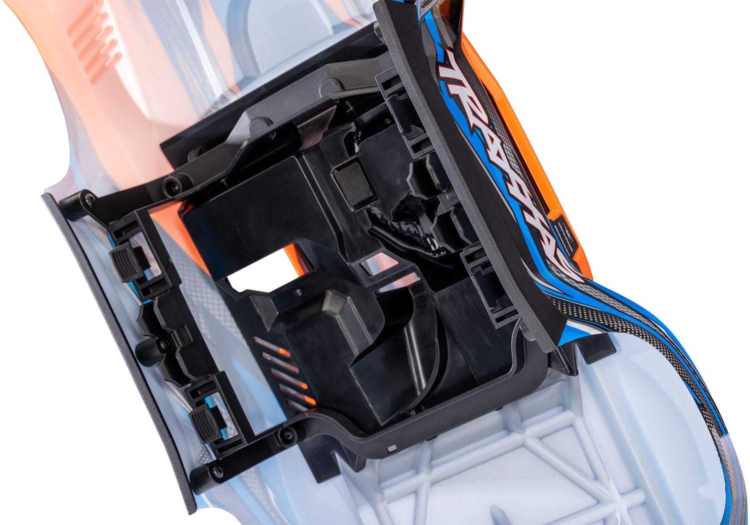 [Motor] Traxxas Mini Slash - gövde içi koruma kafesi ve şasi yapısı yakın çekim