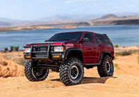 [Dış] Traxxas TRX-4 Pathfinder - kırmızı araç stüdyo ön çapraz görünüm