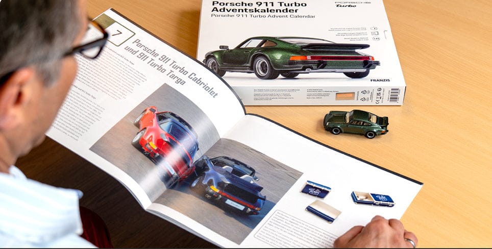 Franzis 1/43 Porsche 911 Turbo Oak Advent Calendar