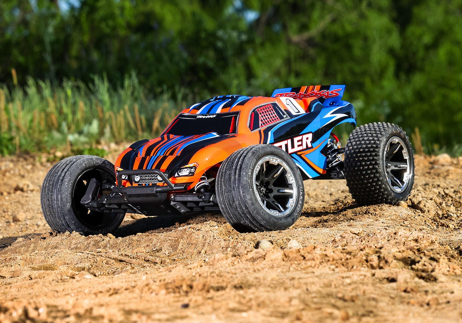 [Action] Traxxas Rustler XL-5 - Turuncu stadium truck arazi sürüşü