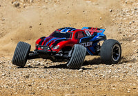 [Action] Traxxas Rustler XL-5 - Kırmızı kasa toprak pistte hızlı sürüş
