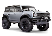 [Dış] Traxxas TRX-4 Bronco 2021 - Iconic Silver araç stüdyo ön çapraz görünüm