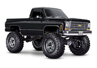 [Dış] Traxxas K10 Cheyenne - siyah stüdyo çekimi, ön çapraz görünüm