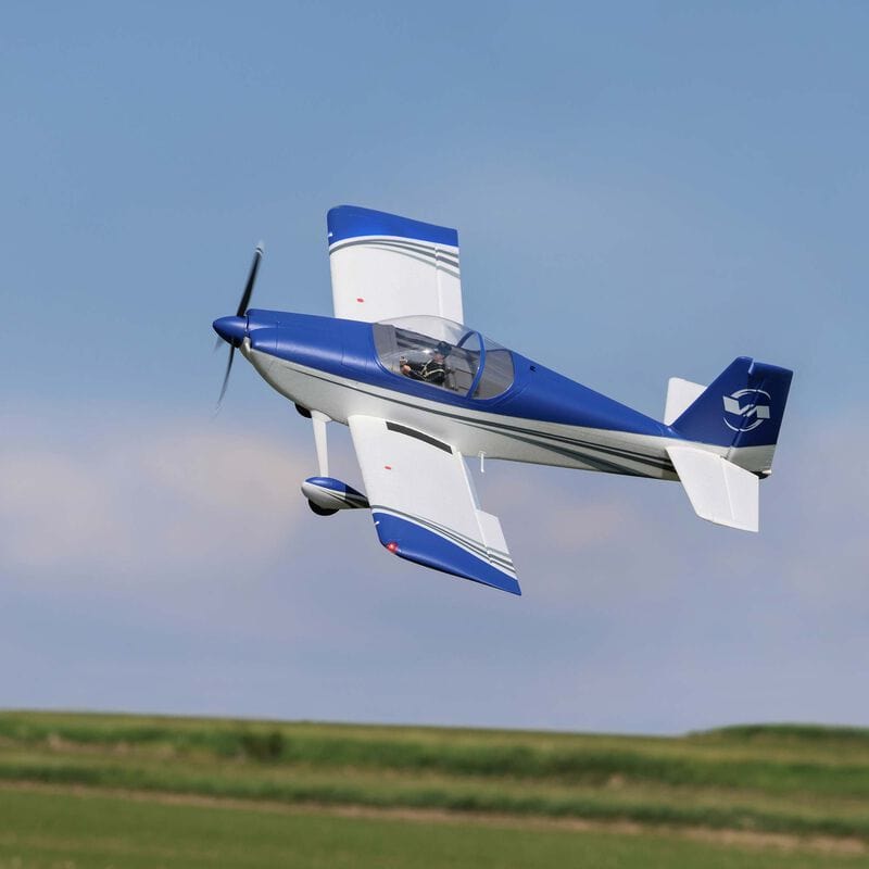 [Havada] E-Flite RV-7 1.1m - Yeşil alan üzerinde yan profil uçuş