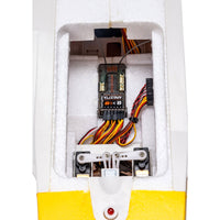 [Detay] E-Flite Super Timber 1.7m - Elektronik bölmesi, alıcı ve servo kabloları