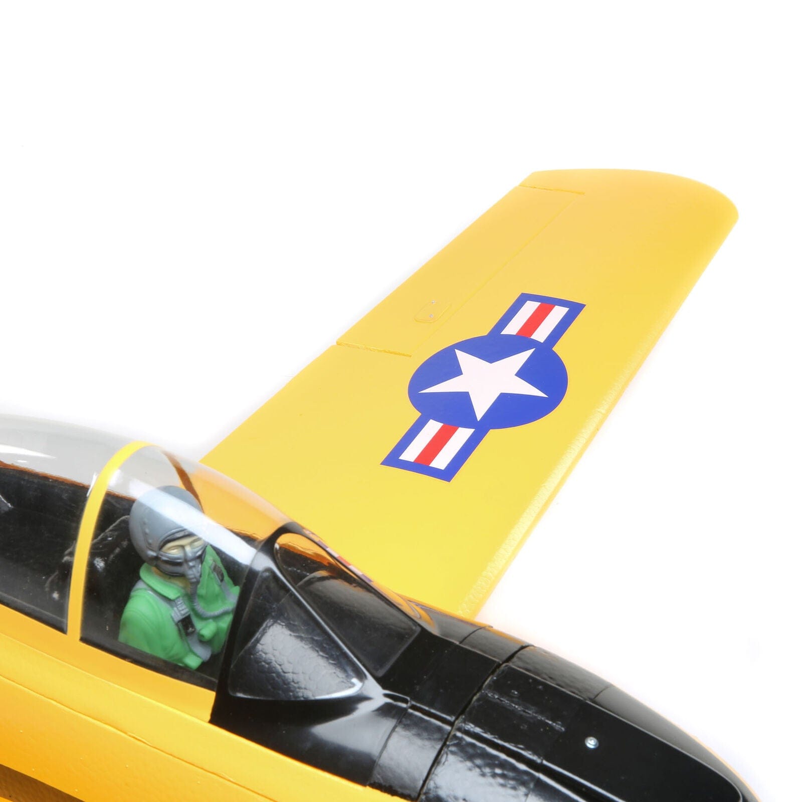 [Detay] E-flite T-28 Trojan 1.1m - Gövde ve kanat birleşim detayı, ABD kokartı yakın çekim