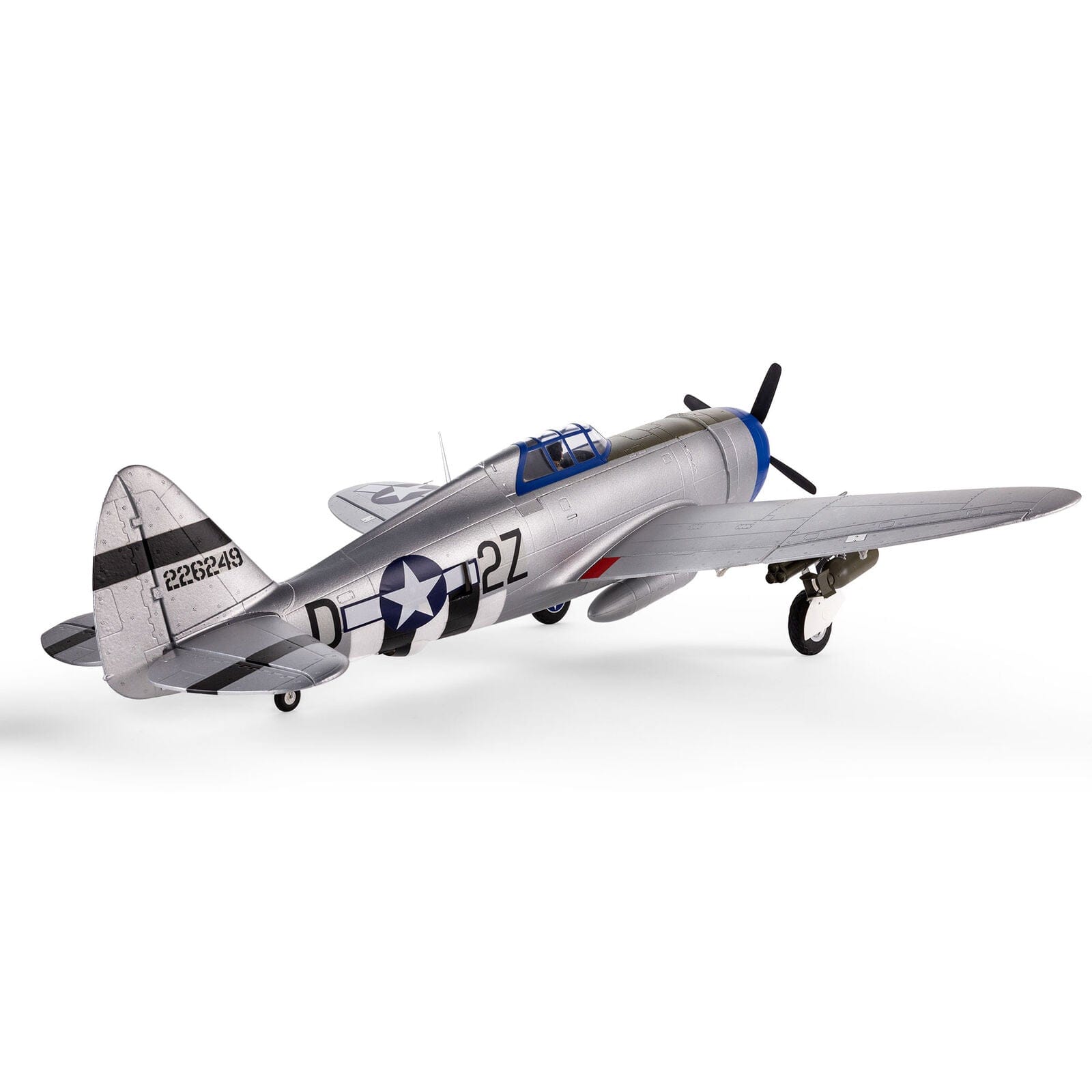 [Dış] E-flite P-47 Razorback 1.2m - Stüdyo çekimi, ön sağ üç çeyrek görünüm
