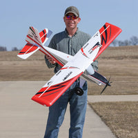 [Boyut] E-flite Turbo Timber Evolution 1.5m - pilot ile boyut karşılaştırması