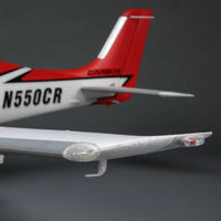 [Detay] E-Flite Cirrus SR22T 1.5m - Kuyruk bölümü ve kanat ucu LED detayı