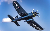 [Havada] E-flite F4U-4 Corsair 1.2m - Açık gökyüzünde alttan uçuş görünümü