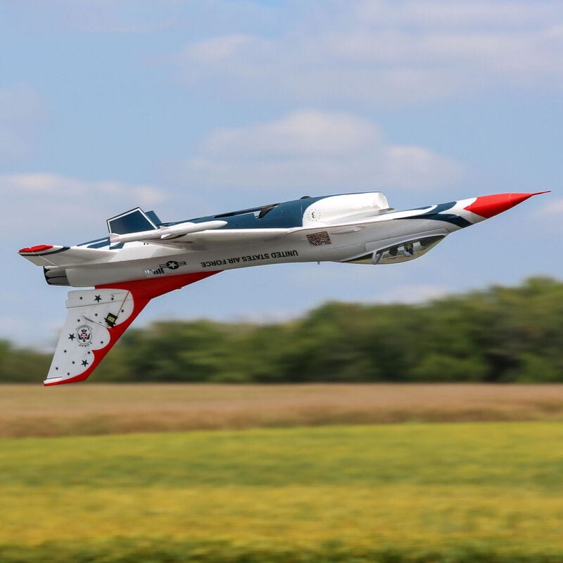 [Havada] E-flite F-16 Thunderbirds 70mm EDF - Alçak uçuş, ters dönüş manevrası