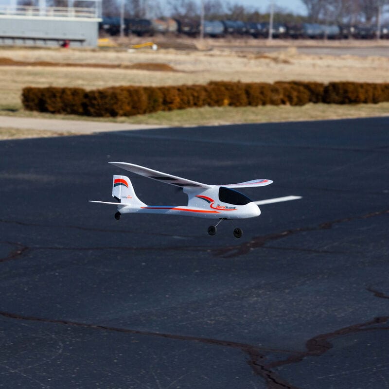 [Havada] HobbyZone Mini AeroScout RTF - Alçak irtifada pist üstünde uçuş