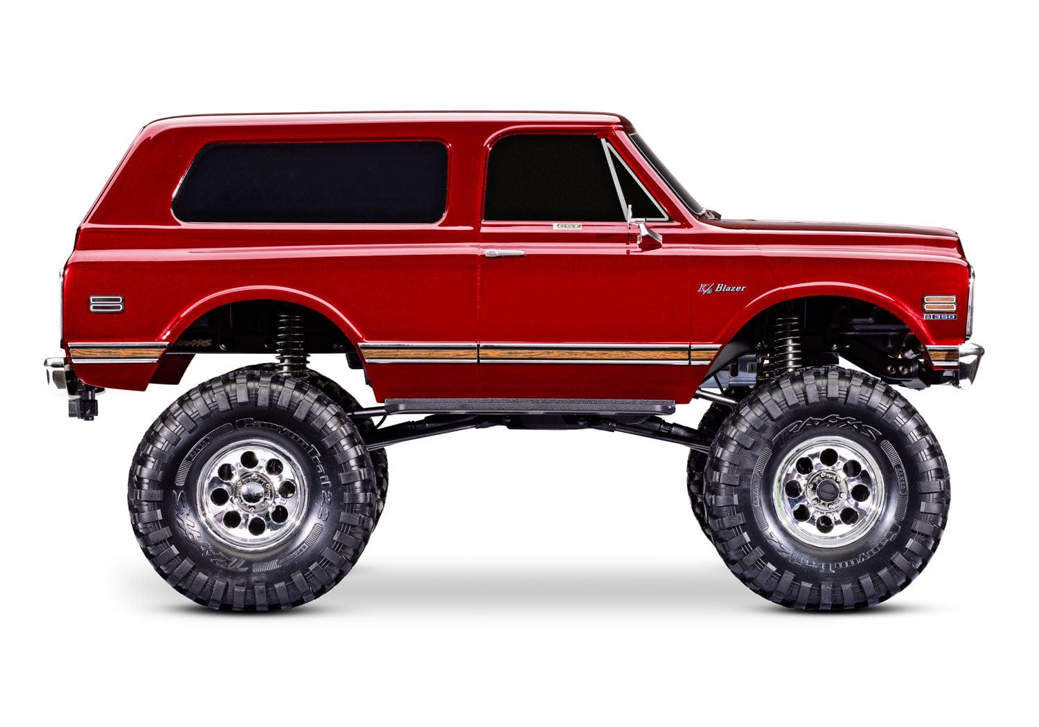 [Dış] Traxxas K5 Blazer Combo - kırmızı stüdyo yan profil görünüm