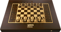 [Dış] Miko Grand Kingdom yapay zekalı satranç tahtası — tahtanın geniş önden görünümü