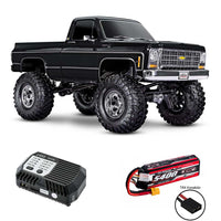 [Dış] Traxxas K10 Cheyenne - siyah araç stüdyo çekimi, şarj ve batarya seti