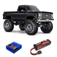 [Dış] Traxxas K10 Cheyenne - siyah araç stüdyo çekimi, şarj ve batarya seti