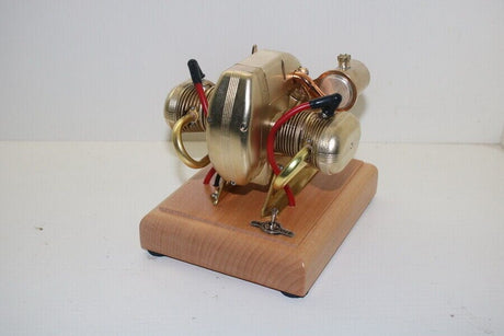 Microcosm R90 Dikey Çift Silindirli Motor