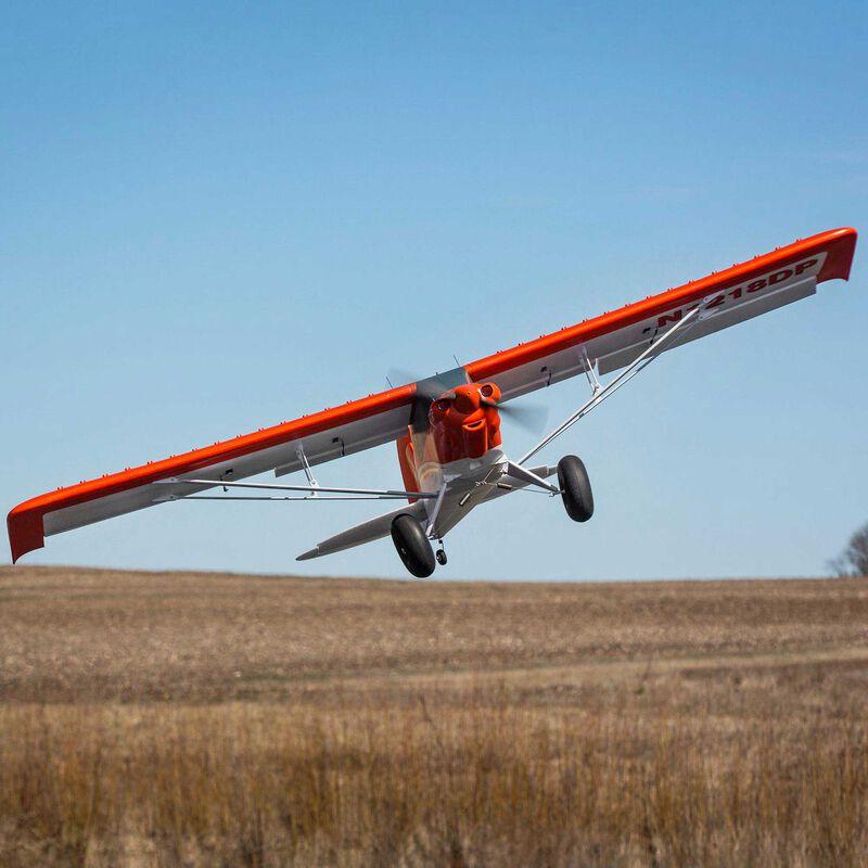 [Havada] E-Flite Carbon-Z Cub SS 2.1m - Tarla üzerinde alçak geçiş uçuşu