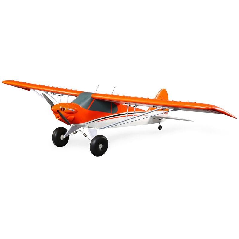 [Dış] E-Flite Carbon-Z Cub SS 2.1m - Stüdyo 3/4 ön görünüm, beyaz arka plan