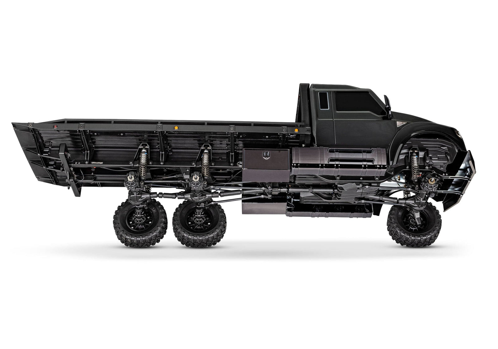 [Motor] Traxxas TRX-6 Hauler - tekerleksiz şasi yan görünüm, şaft akslar ve amortisörler