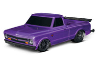 [Dış] Traxxas Drag Slash - mor araç stüdyoda önden 3/4 görünüm