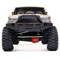[Dış] Axial SCX6 Trail Honcho - kum rengi araç stüdyo önden görünüm, ön tampon ve farlar