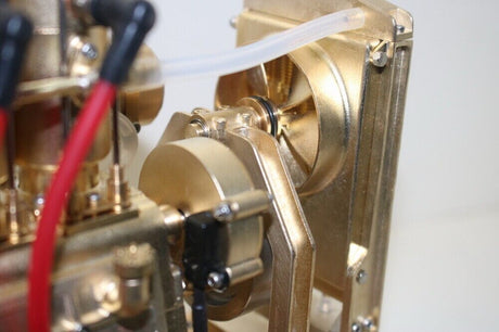 Microcosm Dikey Çift Silindirli Benzinli Motor H74