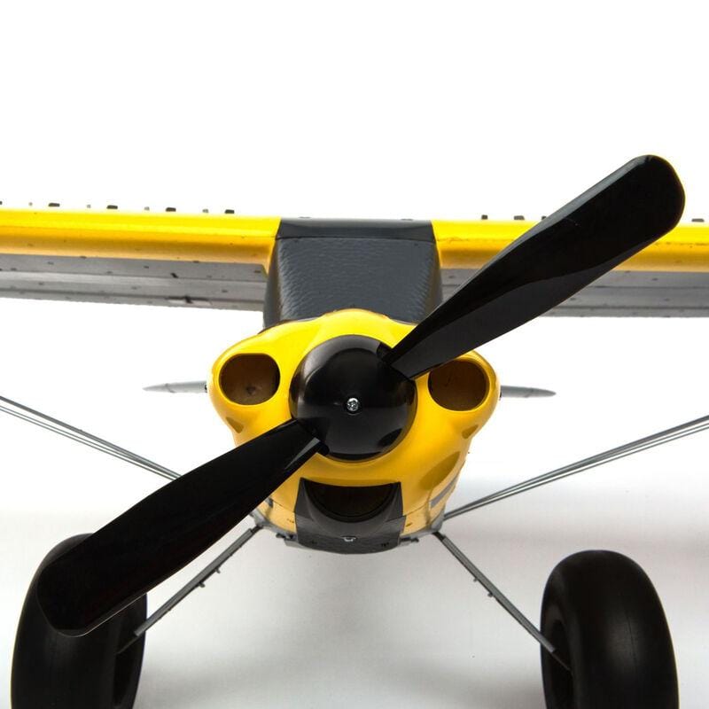 [Detay] HobbyZone Carbon Cub S 2 1.3m - Pervane ve motor kapağı ön yakın çekim