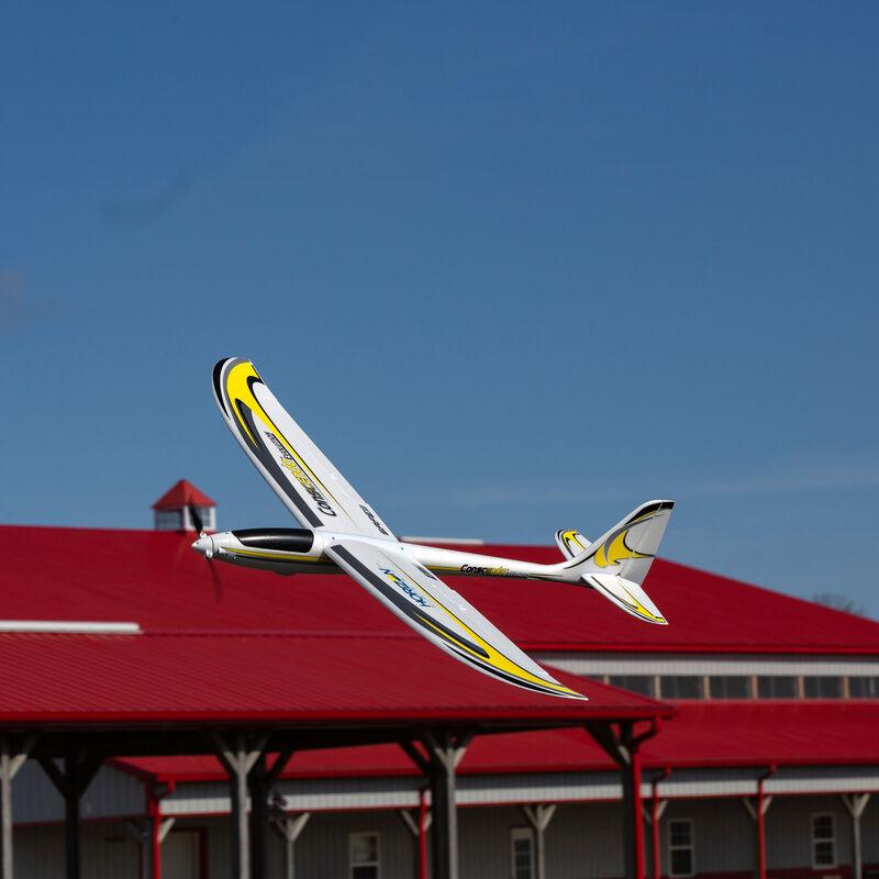 [Havada] E-Flite Conscendo Evolution 1.5m - Kırmızı çatılı bina üzerinde uçuş