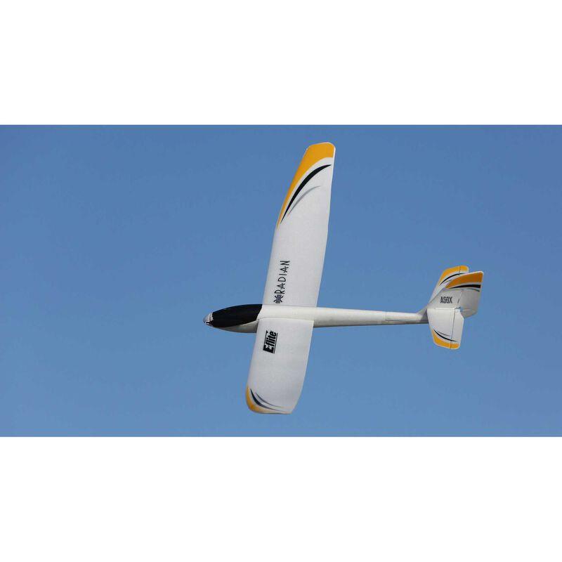 [Havada] E-flite UMX Radian BNF - Viraj sırasında uçuş çekimi, Radian yazısı görünüyor