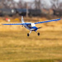 [Havada] HobbyZone Sport Cub S RTF - Tarla üzerinde alçak geçiş uçuşu