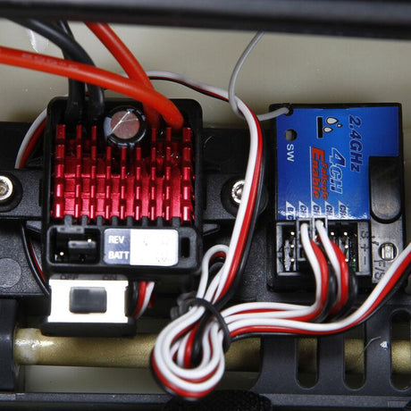 Pro Boat Stealthwake 23-inch Deep-V RC Boat