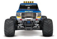 [Dış] Traxxas Bigfoot No.1 - stüdyo tam önden görünüm, KC ışıkları