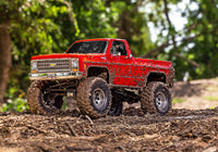 [Action] Traxxas K10 Cheyenne - kırmızı araç çamurlu arazide